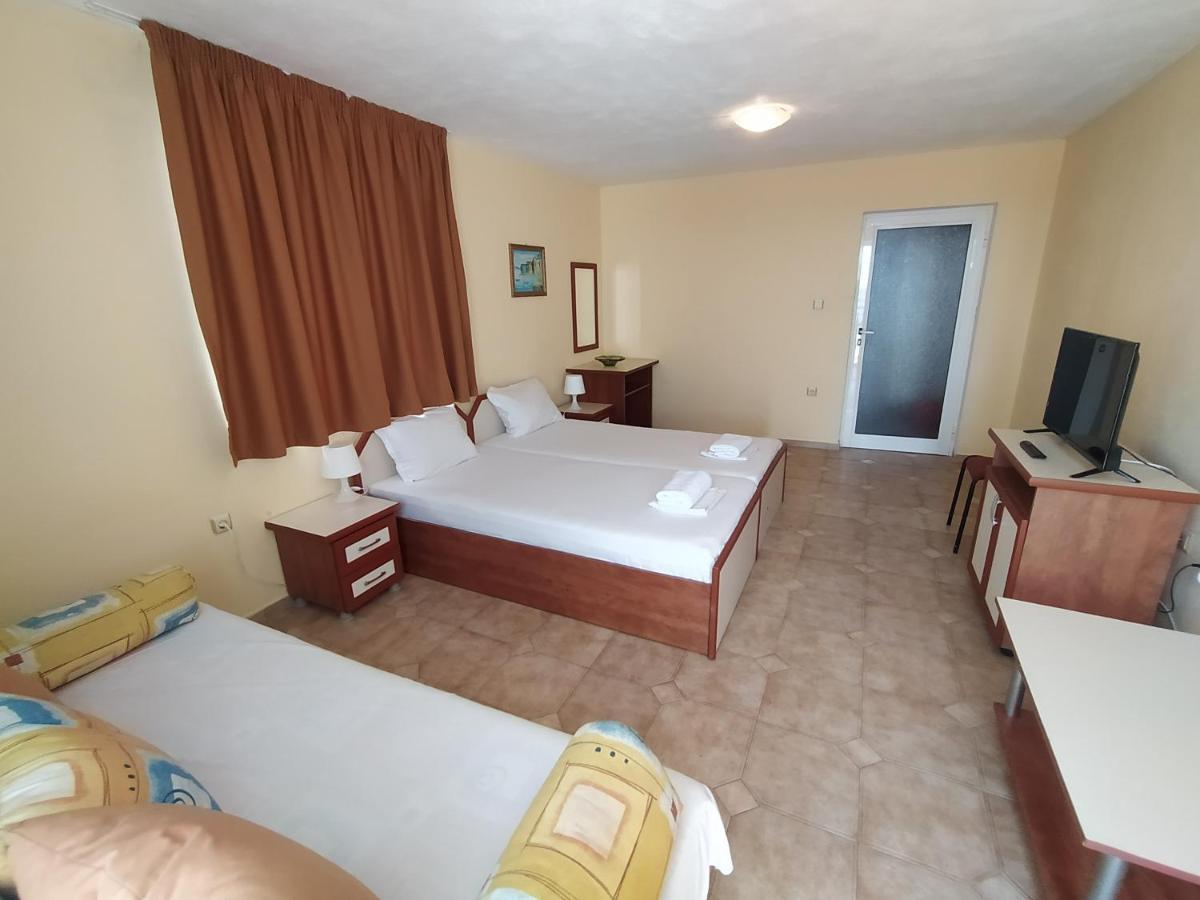 Guest House Polikseni Sozopol Exterior photo