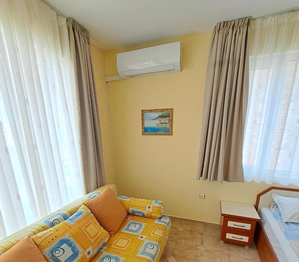 Guest House Polikseni Sozopol Exterior photo