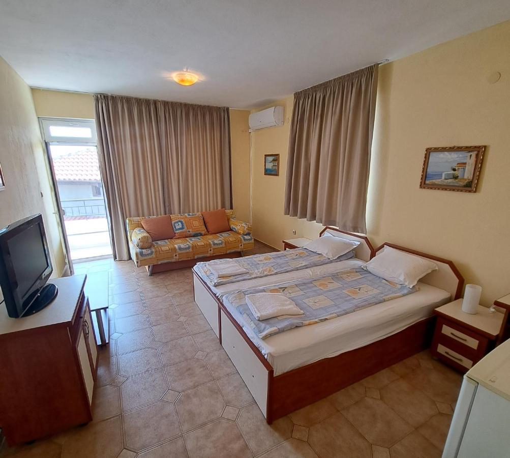 Guest House Polikseni Sozopol Exterior photo